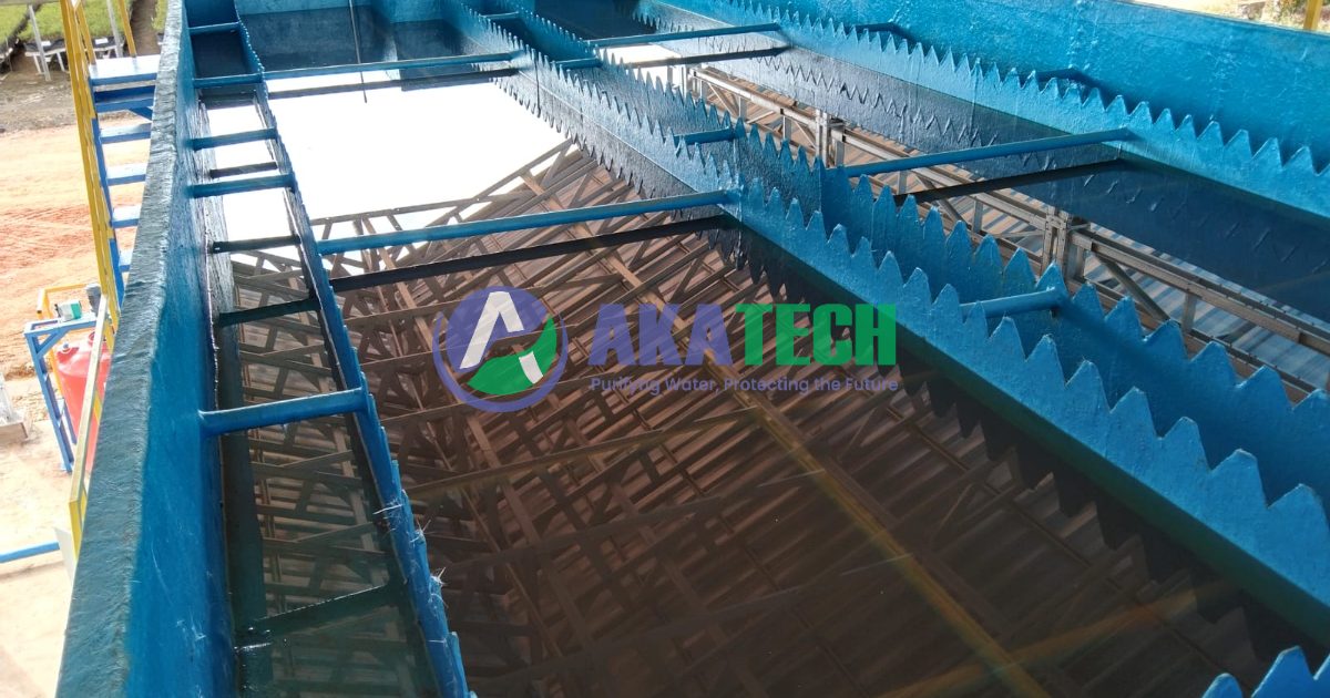 Fungsi Clarifier dalam Proses Pengolahan Air dan Limbah Kontraktor vendor IPAL STP WTP RO Clarifier MBR Biofilter Bioclear septic tank PT Akatech Biotama